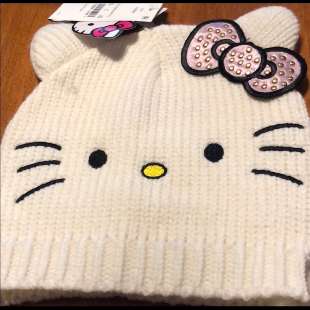🆕☃️Hello kitty Hat